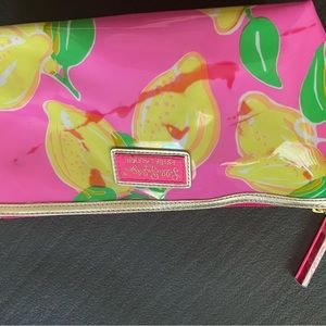 Cosmetic bag